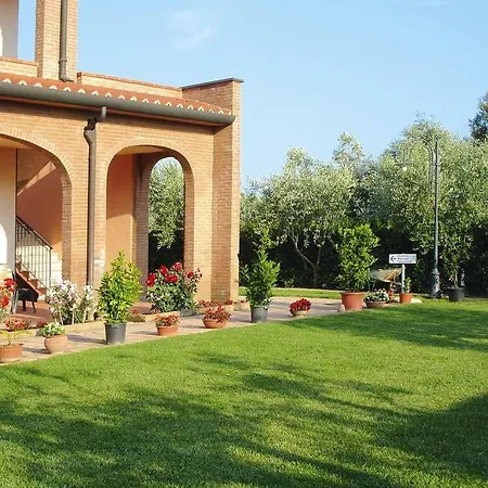 Borgo Degli Olivi Aparthotel Riotorto