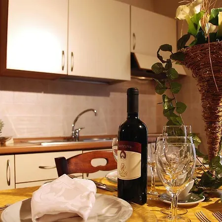 Borgo Degli Olivi Aparthotel *